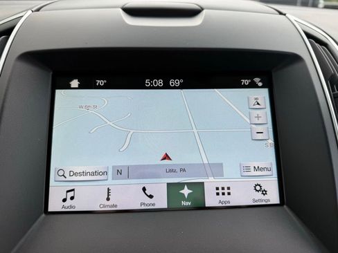 Used 2016 Ford Edge Titanium w/ Equipment Group 301A AWD/4WD image 18