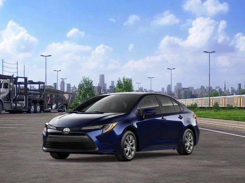 New 2026 Toyota Corolla LE FWD image 13