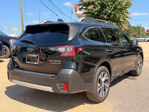 Used 2021 Subaru Outback Touring XT AWD/4WD image 6