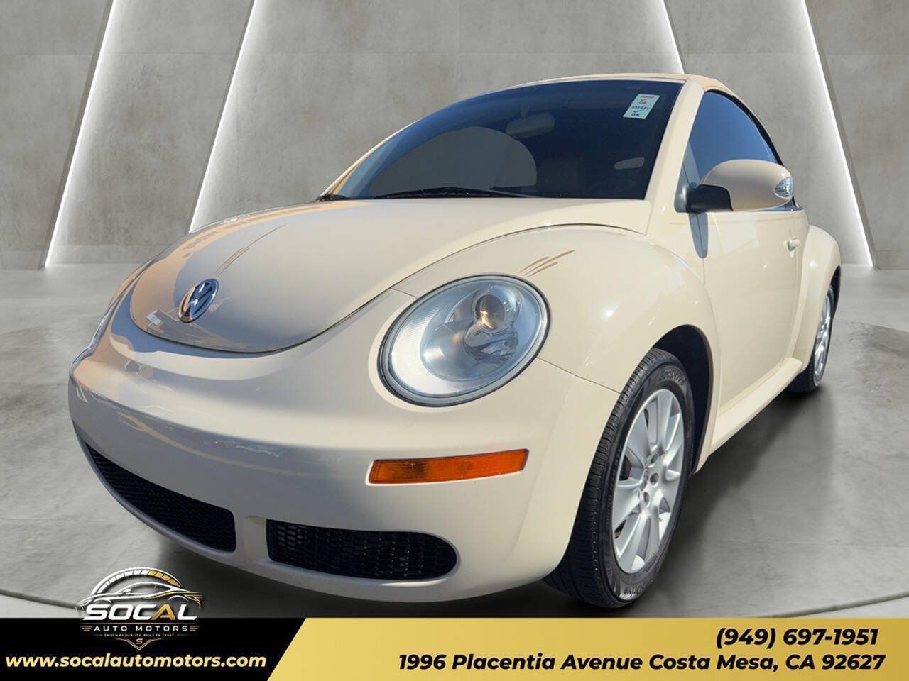 Used 2010 Volkswagen Beetle Convertible FWD image 31