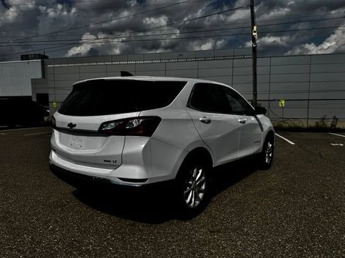 Used 2021 Chevrolet Equinox LT AWD/4WD image 8