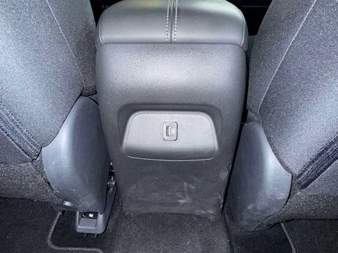 Used 2025 Nissan Sentra SV FWD image 26