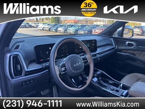 Used 2025 Kia Sorento SX Prestige w/ Olive Brown Leather Package image 27