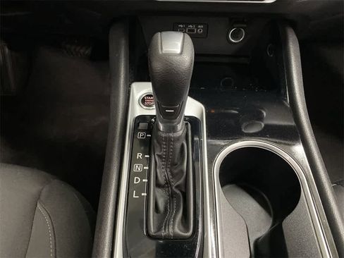 Used 2024 Nissan Altima 2.5 SV image 27