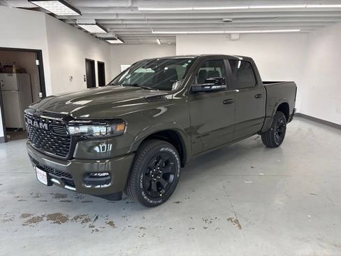 New 2026 RAM 1500 Big Horn AWD/4WD image 3
