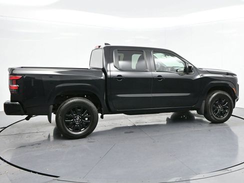 Used 2023 Nissan Frontier SV w/ Midnight Edition Package image 8