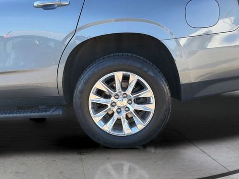 Used 2021 Chevrolet Tahoe Premier w/ Premium Package image 28