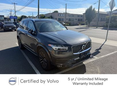 Certified 2022 Volvo XC90 T6 Momentum w/ Climate Package