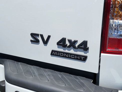 Used 2020 Nissan Frontier SV w/ Midnight Edition Floor Mats image 20