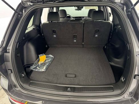 New 2025 Jeep Grand Cherokee Laredo X image 25