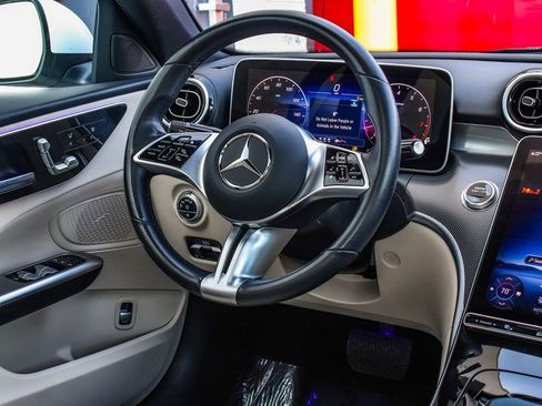 Used 2025 Mercedes-Benz C 300 4MATIC Sedan image 24