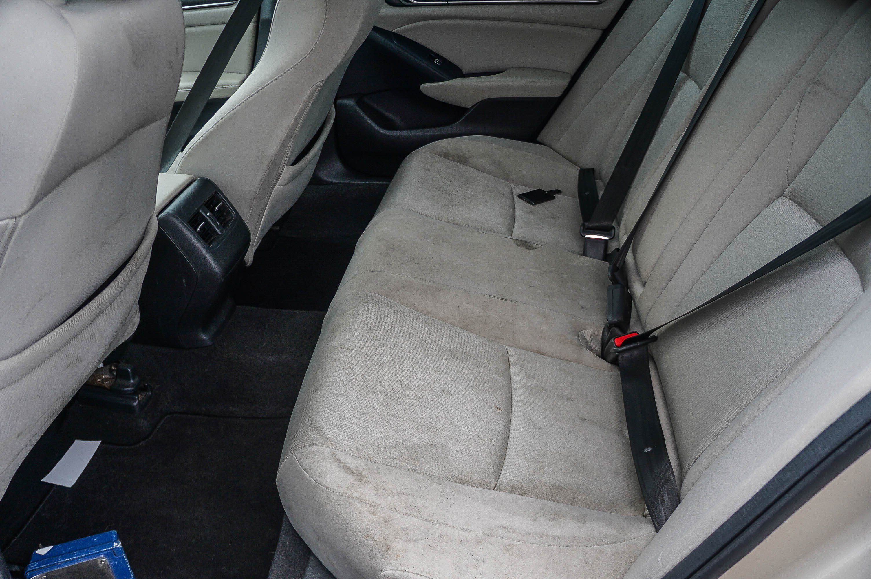 Used 2018 Honda Accord EX image 19