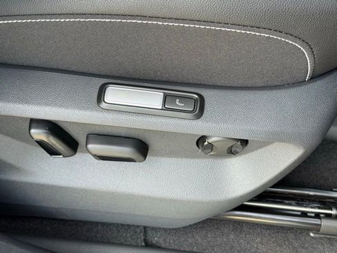 New 2026 Volkswagen Atlas Cross Sport SEL Premium R-Line image 27