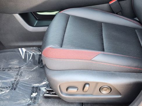 New 2027 Chevrolet Equinox RS w/ Safety and Technology Package AWD/4WD image 9
