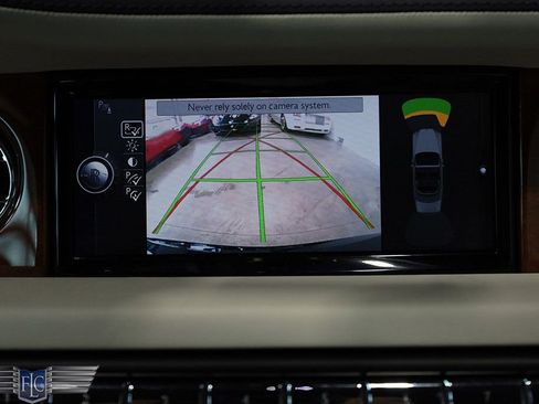 Used 2013 Rolls-Royce Phantom Drophead Coupe image 30