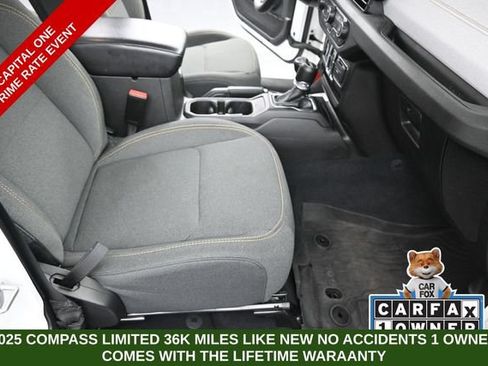 Used 2024 Jeep Wrangler Unlimited w/ Convenience Group AWD/4WD image 25