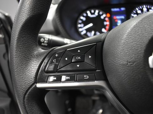 Certified 2023 Nissan Sentra S image 24