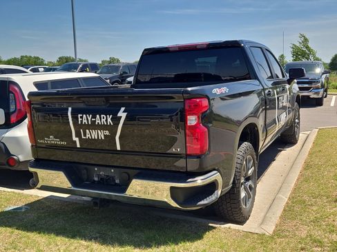 Used 2023 Chevrolet Silverado 1500 LT AWD/4WD image 3