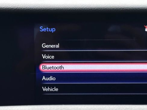 Used 2017 Lexus IS 200t image 5