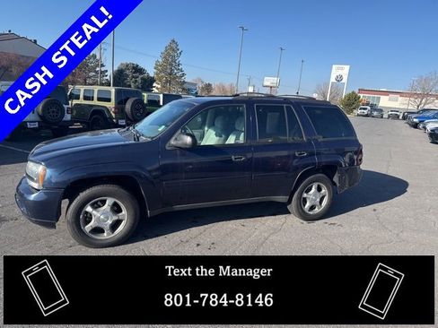 Used 2008 Chevrolet TrailBlazer 4WD w/ Smoker's Package image 19