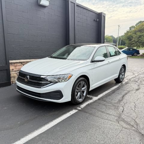Used 2023 Volkswagen Jetta SE FWD image 1