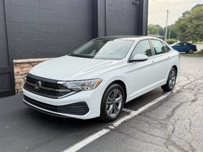 Used 2023 Volkswagen Jetta SE