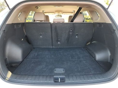 Used 2019 Hyundai Tucson SE image 17
