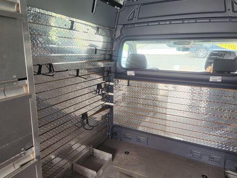 Used 2018 Mercedes-Benz Sprinter 3500 image 16