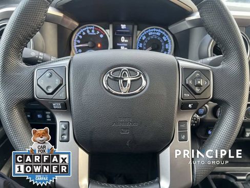 Used 2022 Toyota Tacoma Limited AWD/4WD image 18