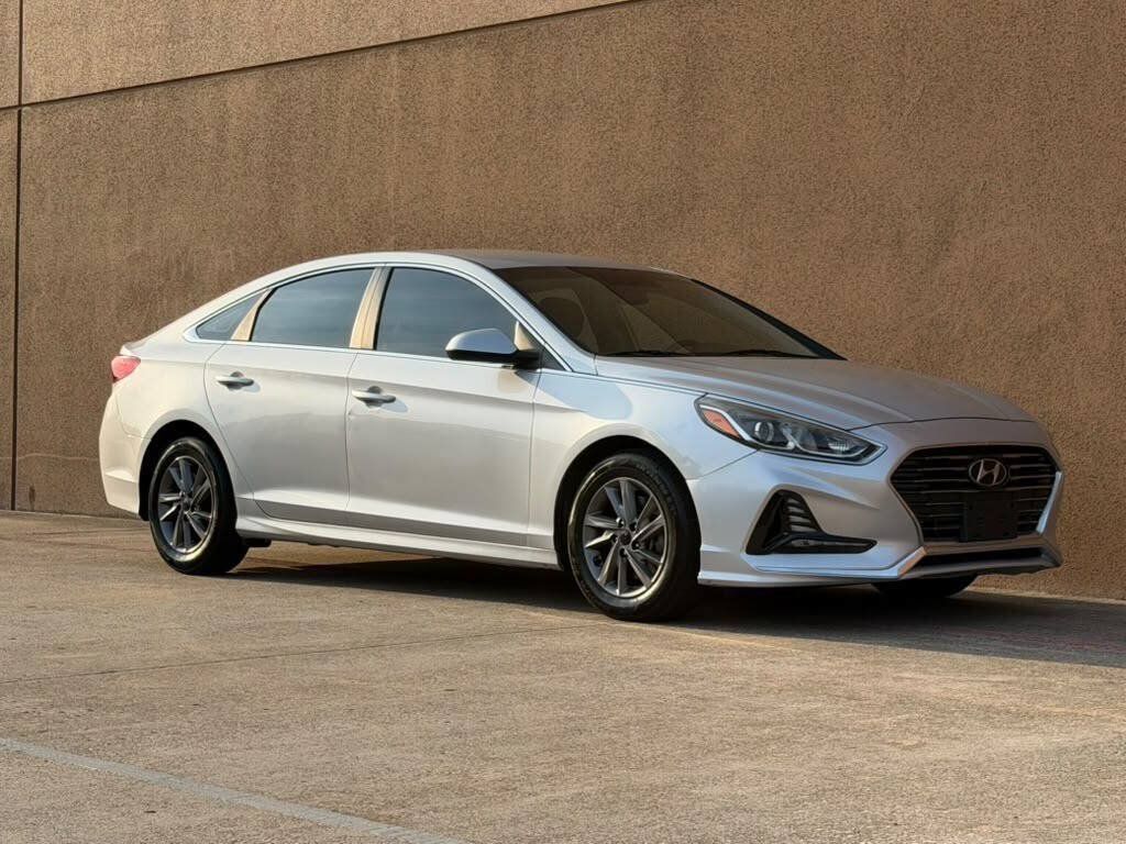 Used 2018 Hyundai Sonata SE FWD image 1