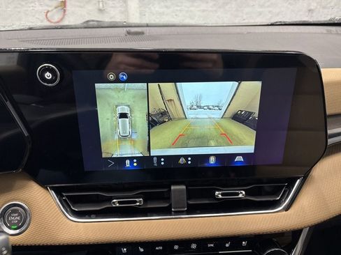 New 2026 Chevrolet Equinox ACTIV w/ Convenience Package III FWD image 33