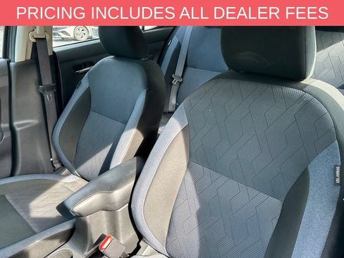 Used 2025 Nissan Versa SV FWD image 15