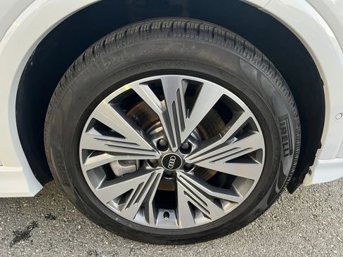 Used 2023 Audi Q4 e-tron Premium Plus w/ Premium Plus image 54