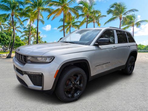 New 2026 Jeep Grand Cherokee Limited w/ Limited Altitude Package RWD image 7