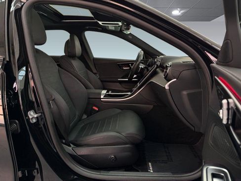 Used 2023 Mercedes-Benz C 300 Sedan image 24