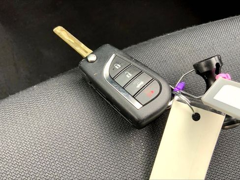 Used 2024 Toyota Corolla LE image 14