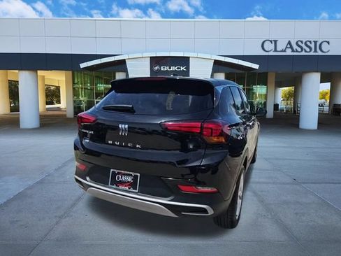 Used 2025 Buick Encore GX Preferred FWD image 8