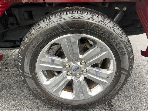 Used 2019 Ford F150 Lariat w/ Equipment Group 502A Luxury image 43