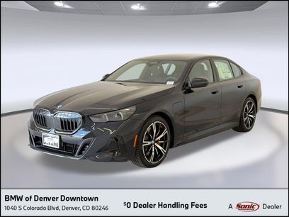 New 2026 BMW 550e xDrive w/ Executive Package