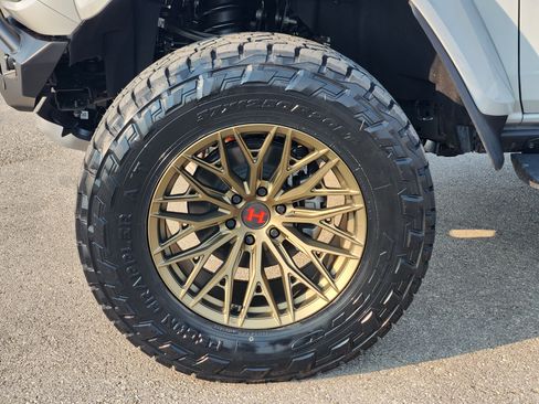 New 2026 Ford Bronco Raptor AWD/4WD image 7