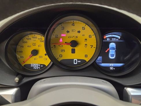 Used 2018 Porsche 718 Cayman GTS RWD image 33