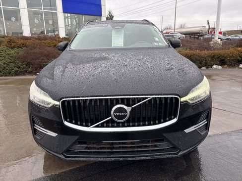 Certified 2023 Volvo XC60 B5 Core w/ Climate Package image 3