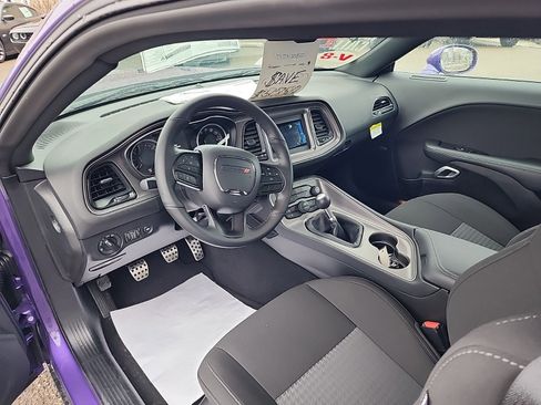 Used 2023 Dodge Challenger R/T image 22