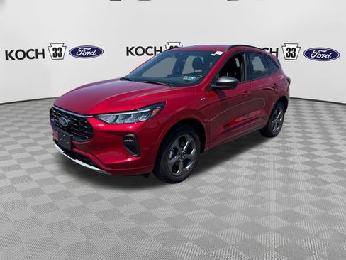 Used 2024 Ford Escape ST-Line w/ Tech Pack #1 AWD/4WD image 3