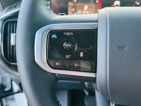 New 2026 Nissan Armada SL w/ Captain's Chari Seat Package image 20