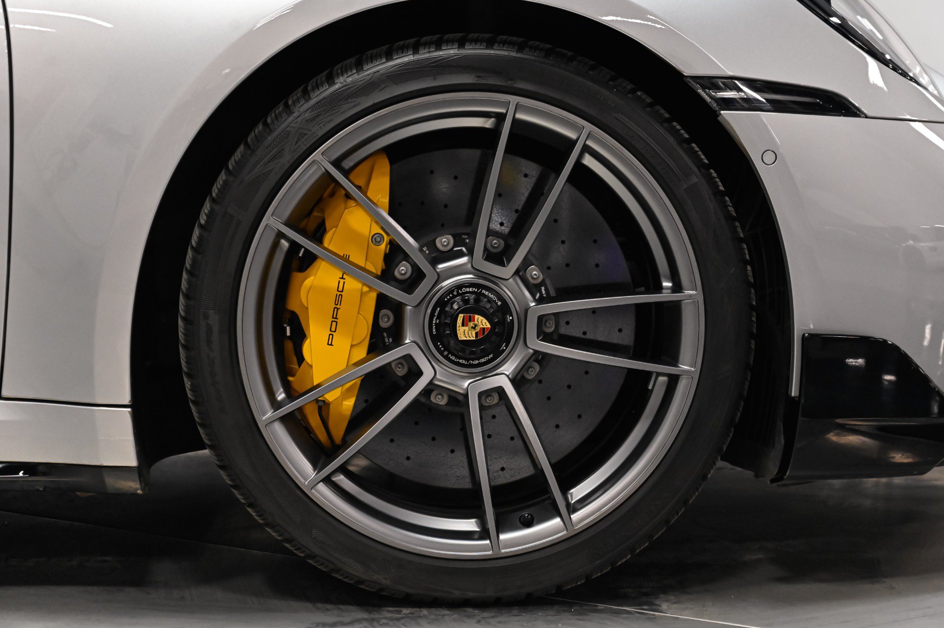 Used 2022 Porsche 911 Turbo S AWD/4WD image 21