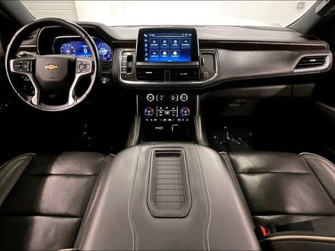 Used 2023 Chevrolet Tahoe Premier AWD/4WD image 18