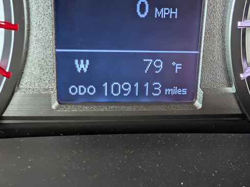 Used 2018 Toyota 4Runner Limited AWD/4WD image 9