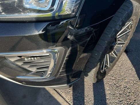 Used 2018 Ford Expedition Limited image 13