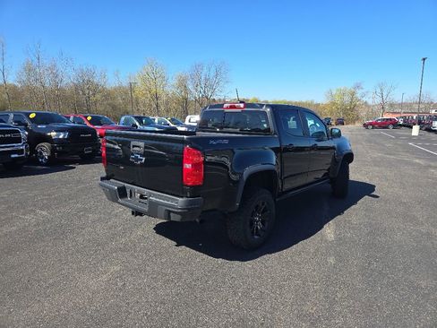 Used 2020 Chevrolet Colorado ZR2 w/ ZR2 Midnight Special Edition AWD/4WD image 7